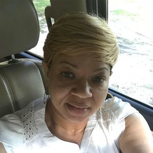 Meet your Posher, Youlanda